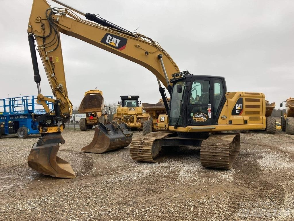 CAT 323 - nextgen Pásové rýpadlá