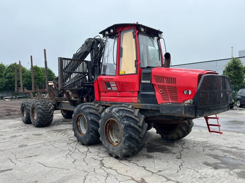 Komatsu 865 Lesné traktory