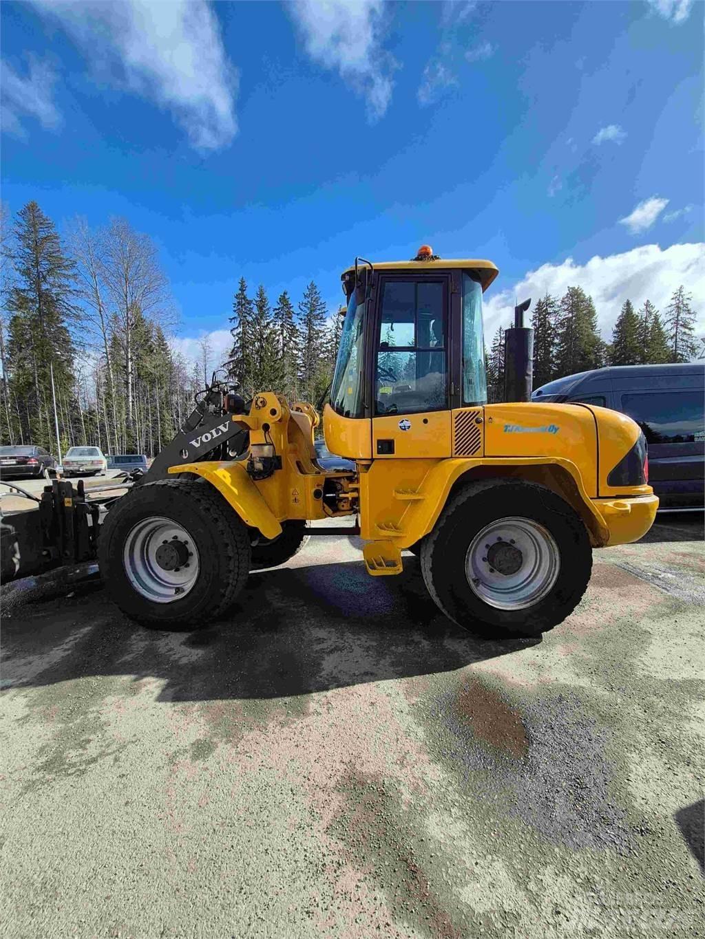 Volvo L45 Kolesové nakladače