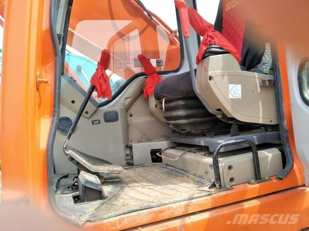 Doosan DX 225 LC Pásové rýpadlá