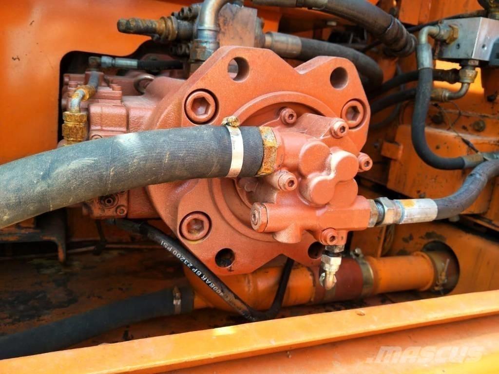 Doosan DX 225 LC Pásové rýpadlá