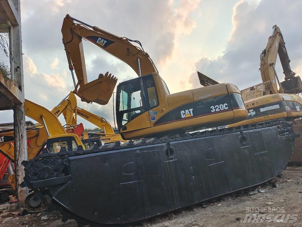CAT 320 C Pásové rýpadlá
