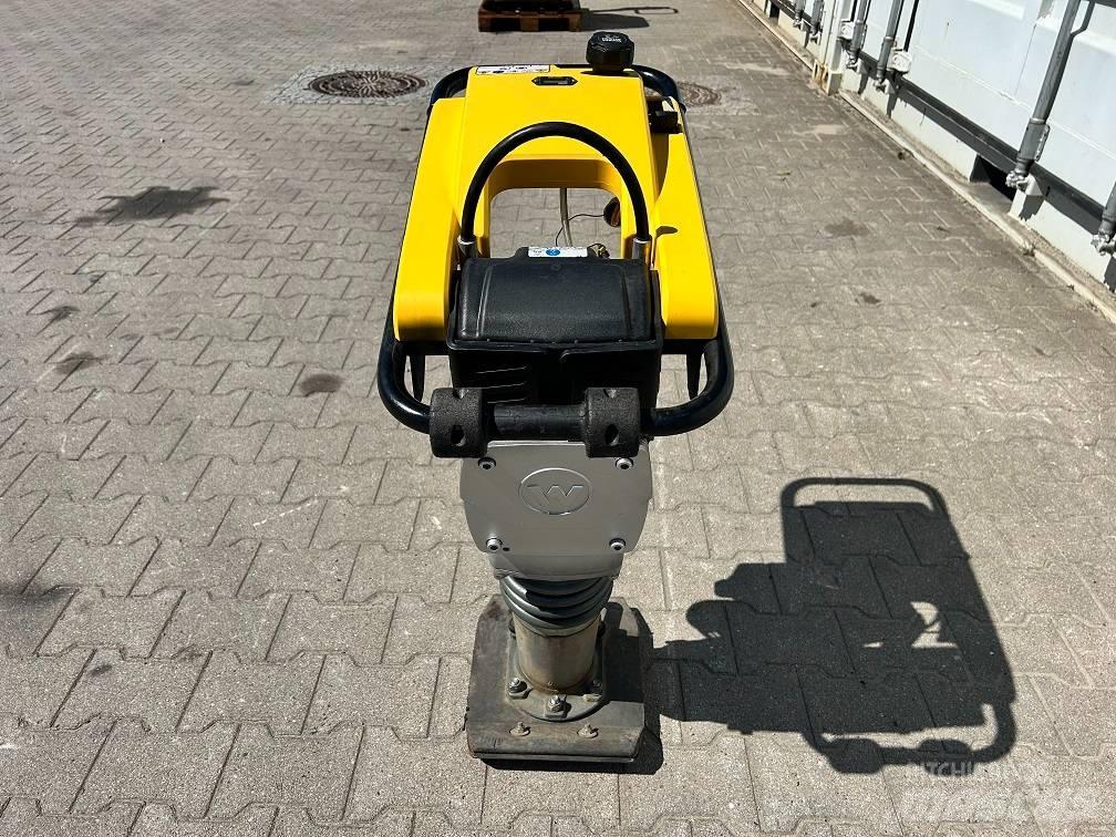 Wacker Neuson BS50-2 Vibračné zhutňovače