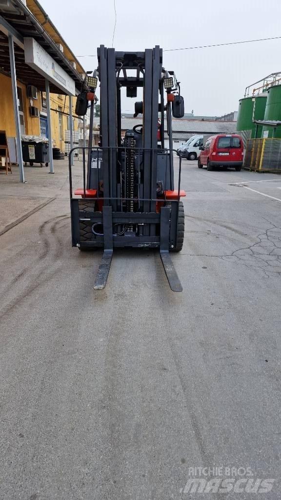 Linde H 25 D Dieselové vozíky
