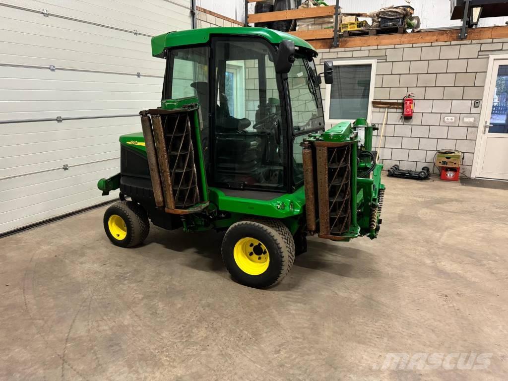 John Deere 1905 Samochodné kosačky