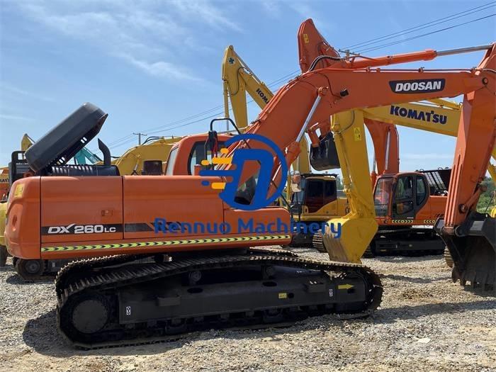 Doosan DX 260LC Pásové rýpadlá