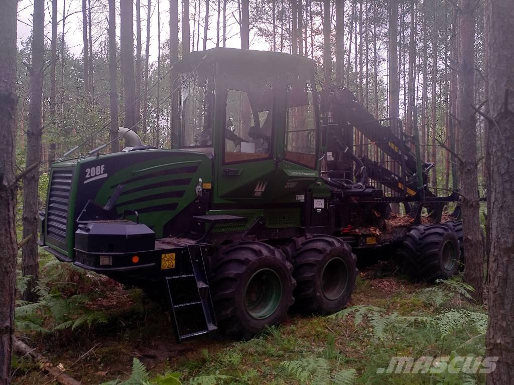 HSM 208 F Lesné traktory