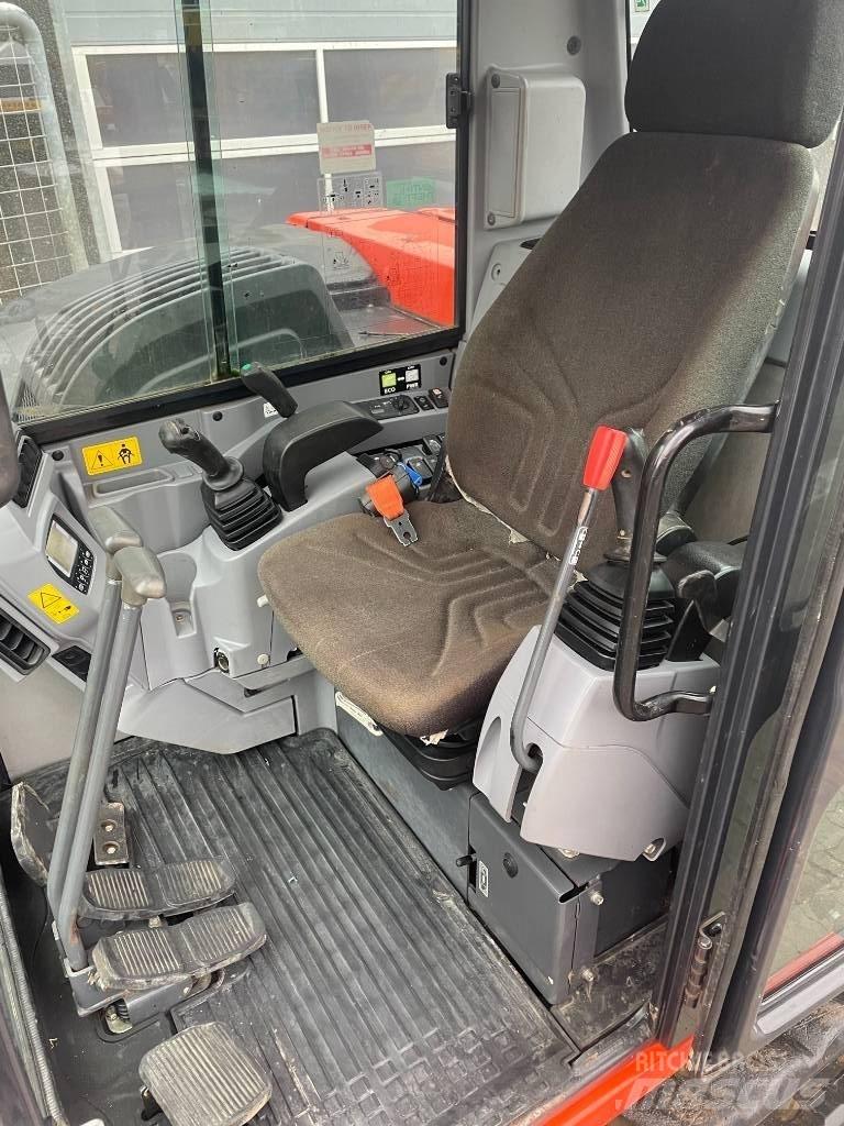 Kubota KX080-4a Midi rýpadlá 7 t - 12 t