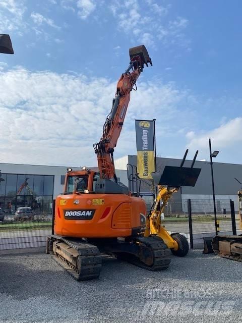 Doosan DX140LCR-5 Pásové rýpadlá