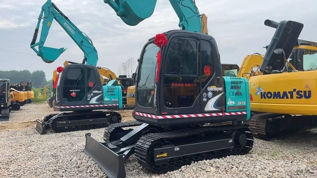Kobelco SK 75 Midi rýpadlá 7 t - 12 t