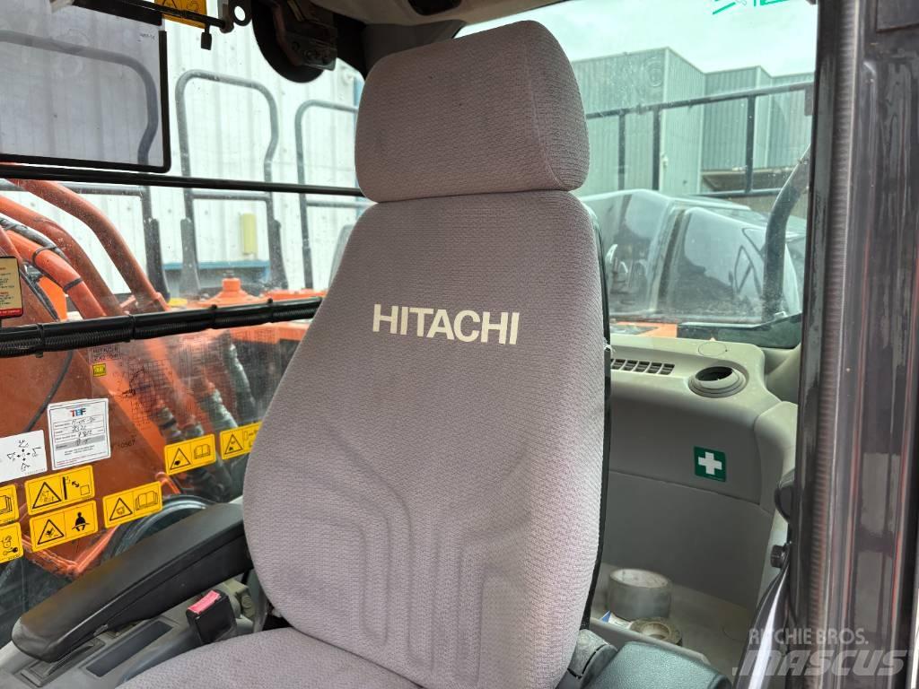 Hitachi ZX210LC-6 Pásové rýpadlá