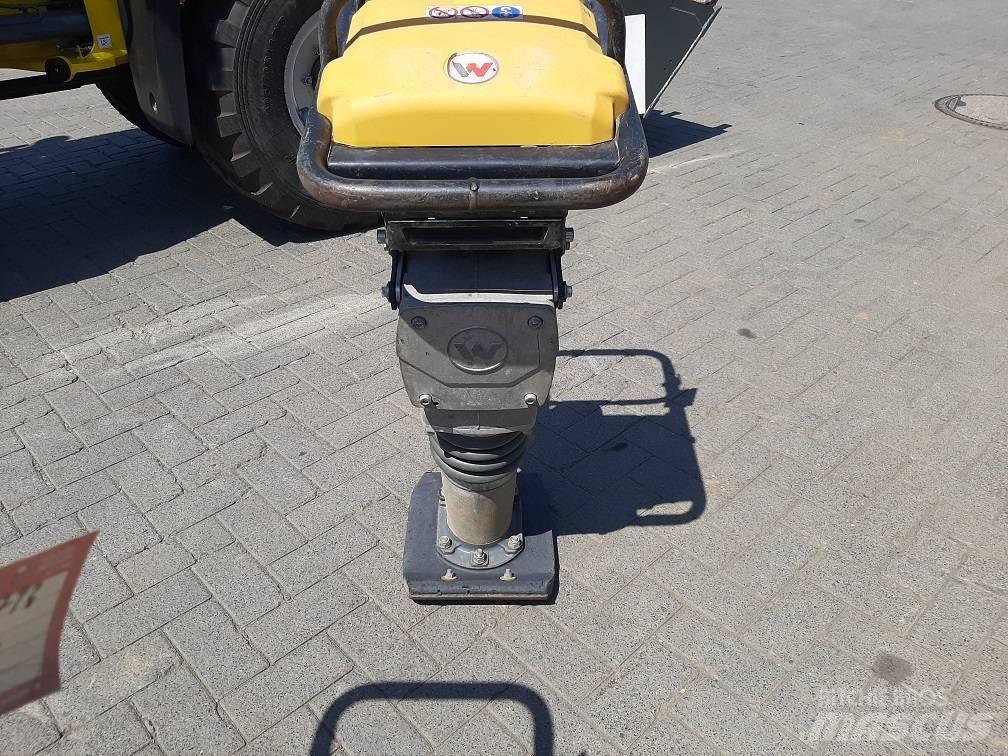 Wacker Neuson AS60e Vibračné zhutňovače