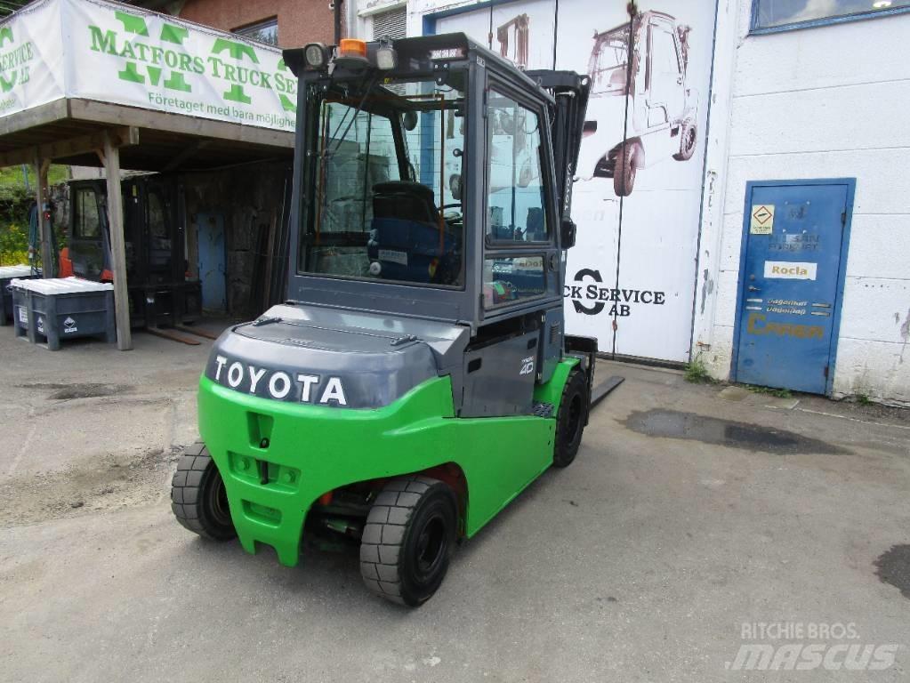 Toyota Elmotvikt Akumulátorové vozíky