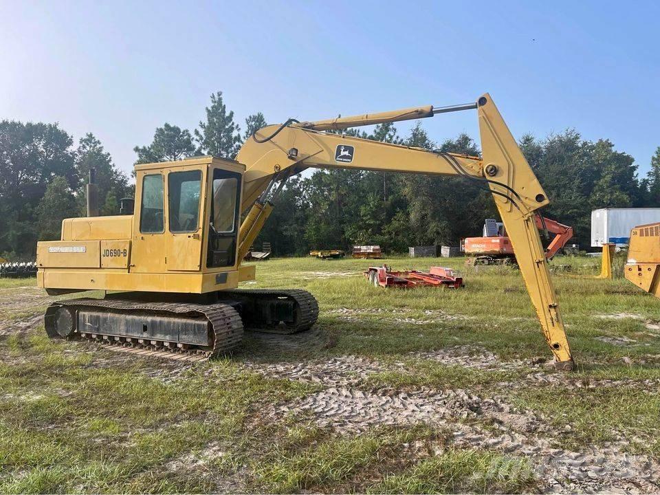John Deere 690 B Pásové rýpadlá