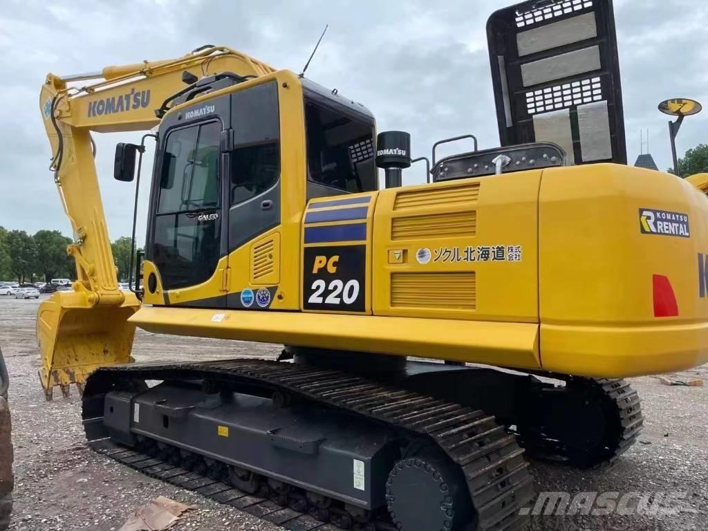 Komatsu PC220-8 Pásové rýpadlá