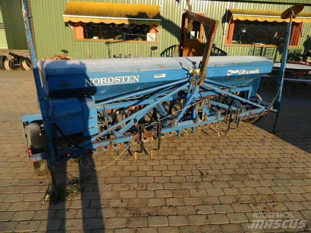 Nordsten Lift omatic Mechanické sejačky