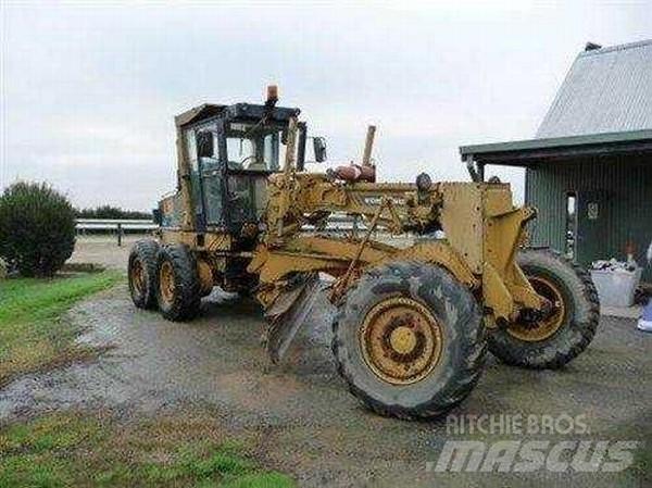 Komatsu GD525A-1 Grejdery