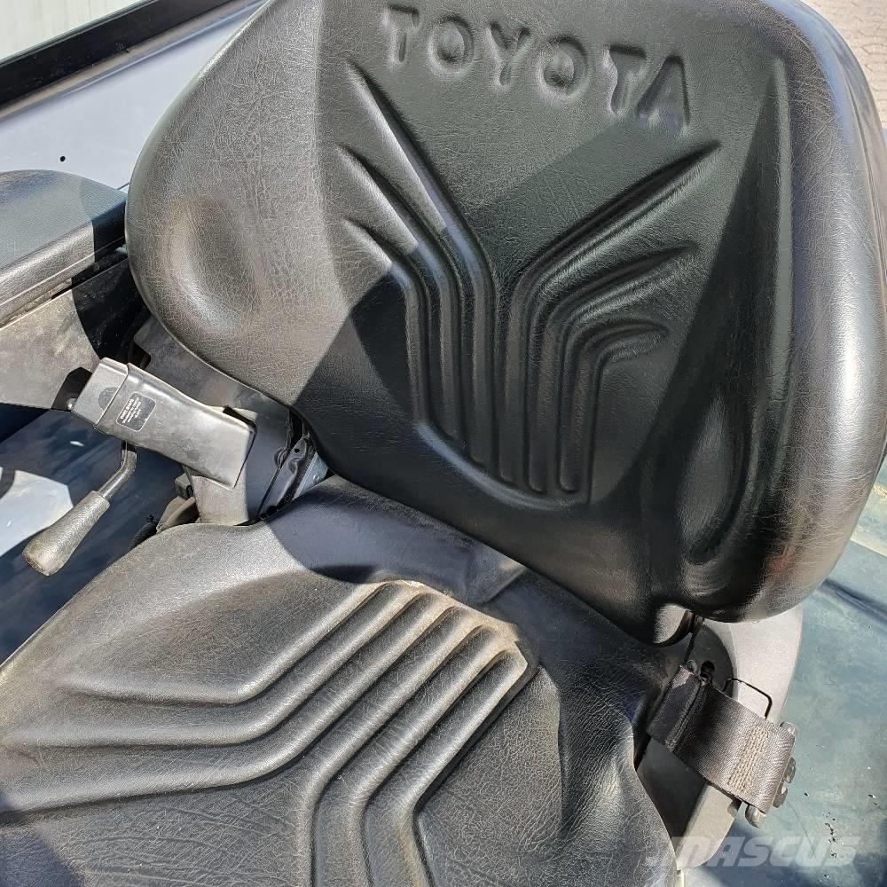 Toyota Traigo 80 Akumulátorové vozíky