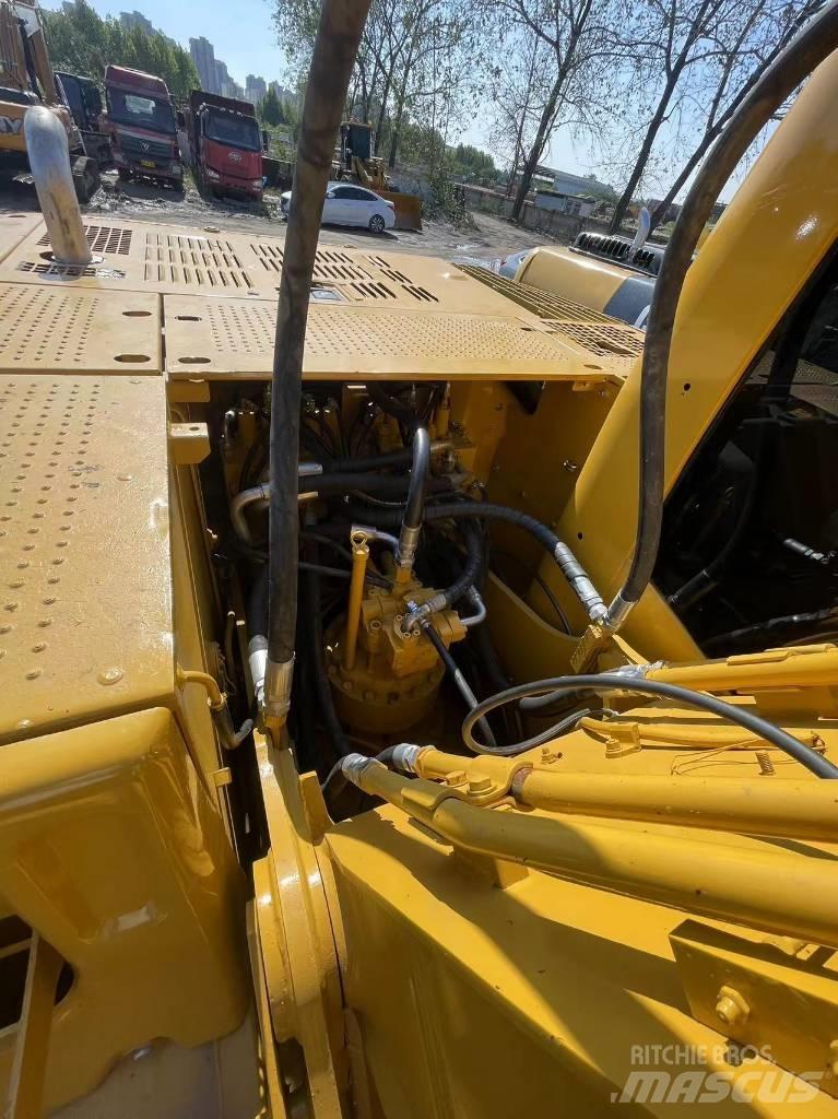 CAT 320 GC Pásové rýpadlá