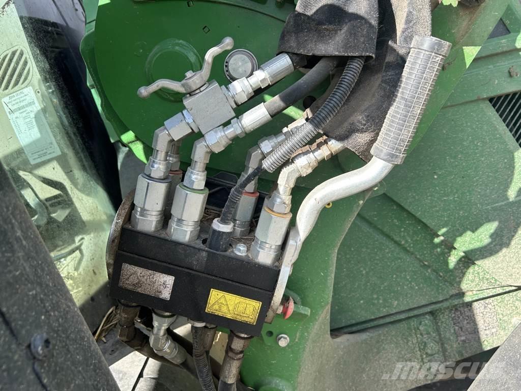 John Deere 6R 120 Traktory