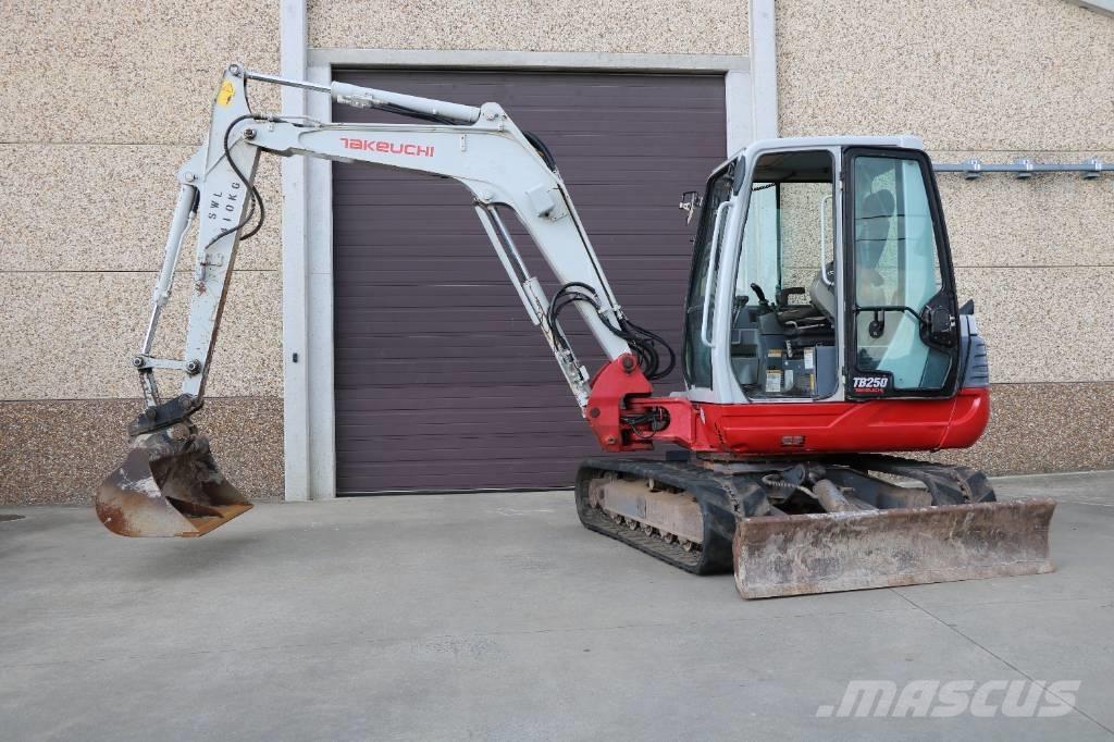 Takeuchi TB 250 Mini rýpadlá < 7t