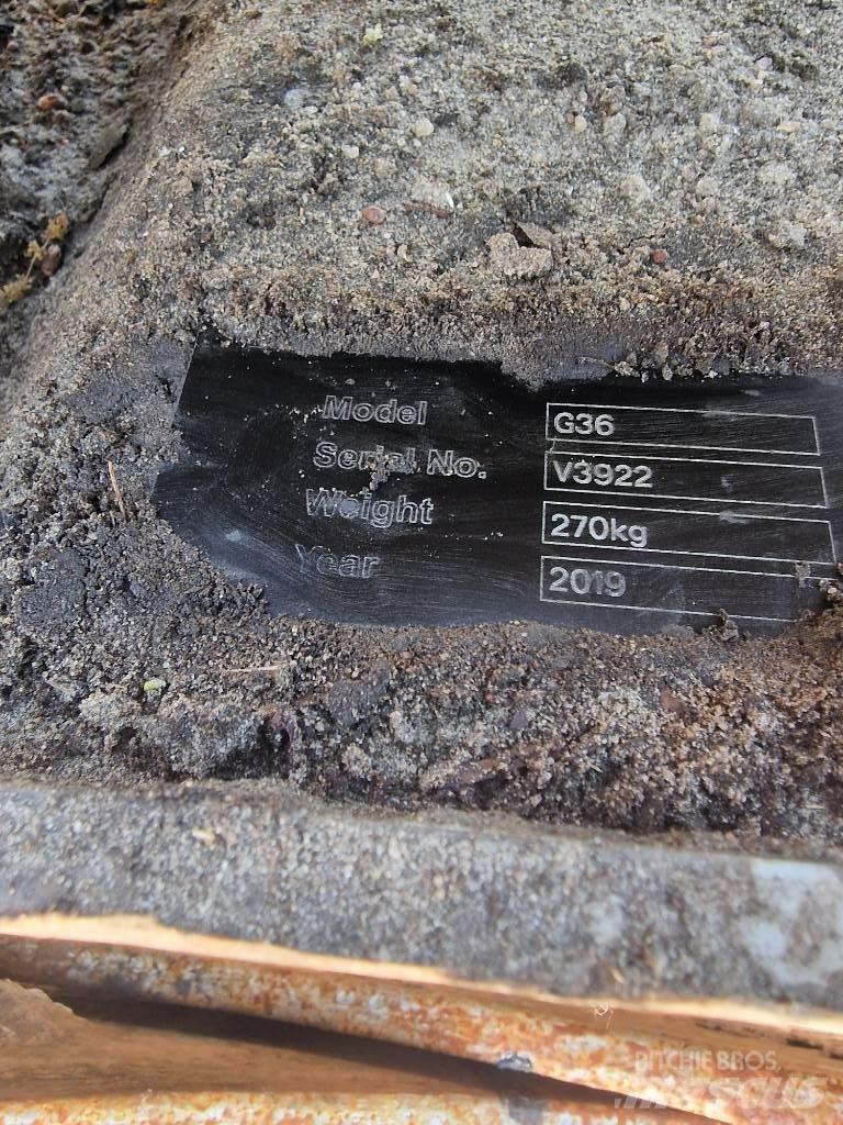 Komatsu G36 Lesníctvo - ostatné