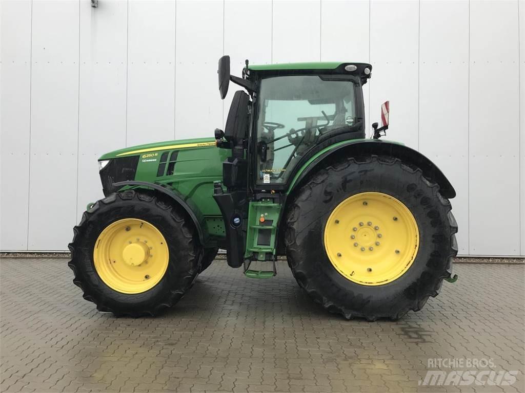 John Deere 6250R Traktory