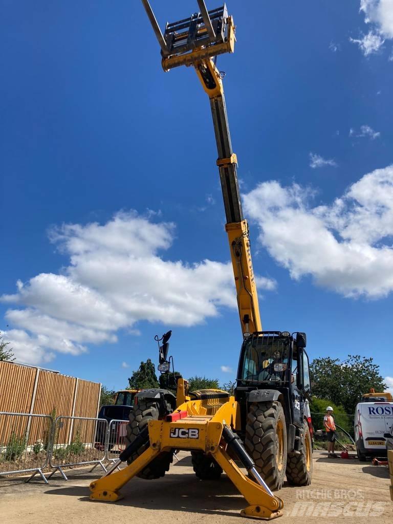 JCB 535 V 125 Teleskopické manipulátory