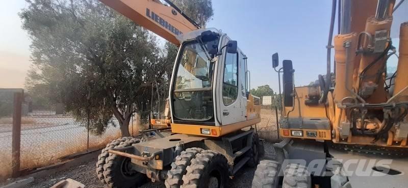 Liebherr A 904 C Kolesové rýpadlá