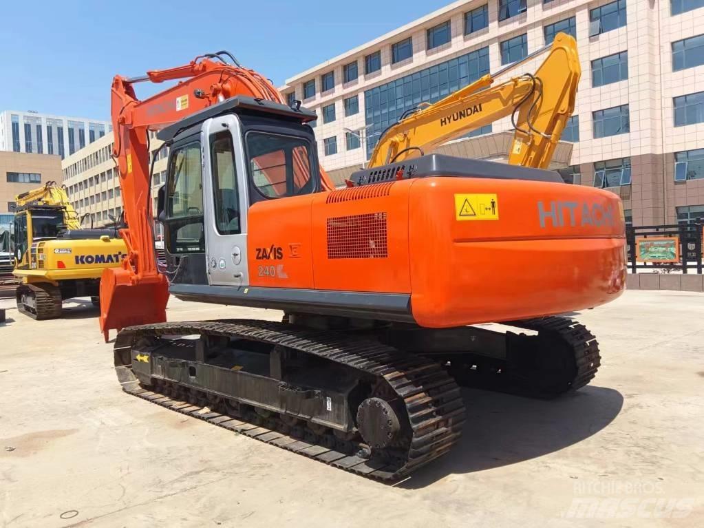 Hitachi ZX 240 Pásové rýpadlá