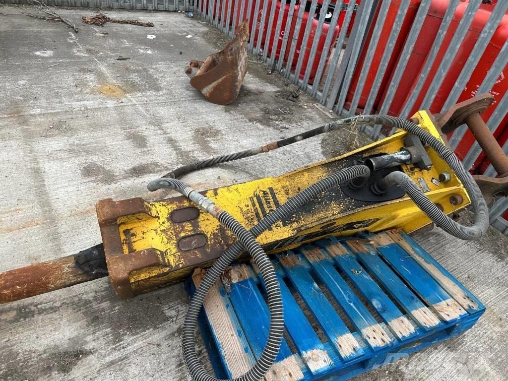Atlas Copco MB 1200 Búracie kladivá / Zbíjačky