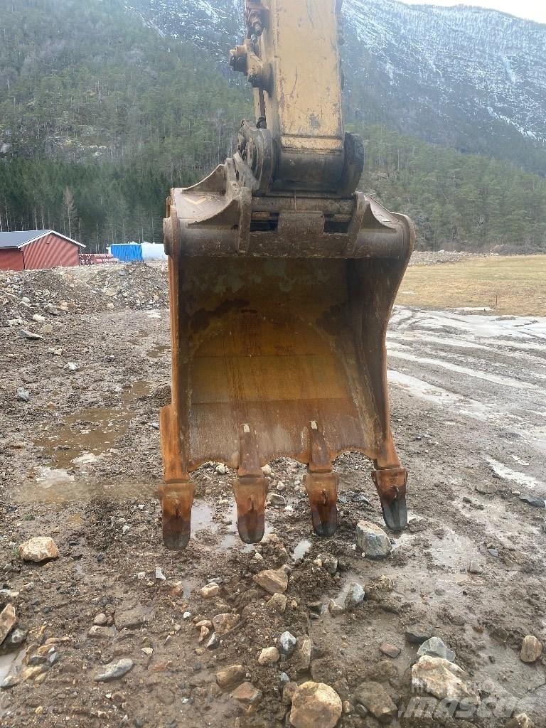 CAT 336 EL Pásové rýpadlá