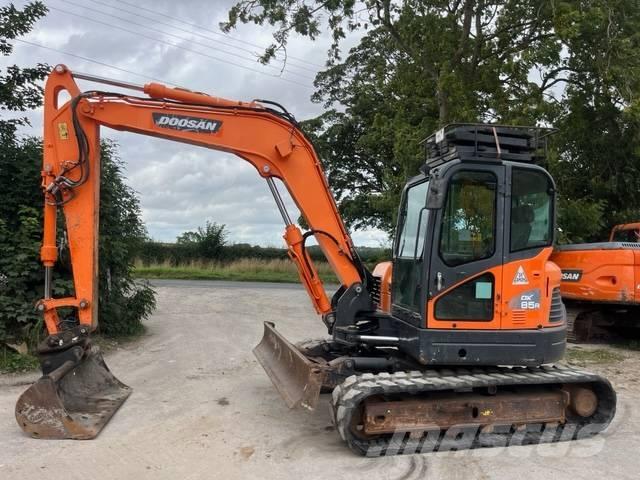 Doosan DX 85 R-3 Midi rýpadlá 7 t - 12 t
