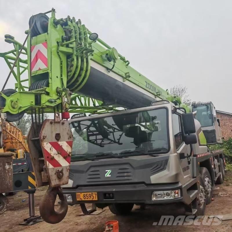 Zoomlion ZTC 350 H Univerzálne terénne žeriavy