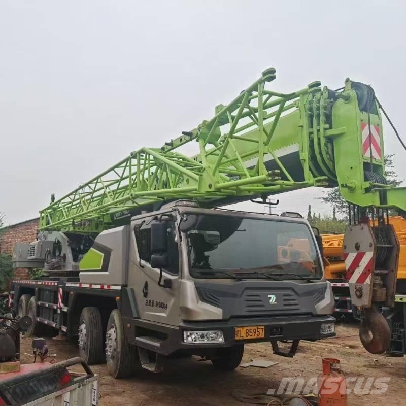 Zoomlion ZTC 350 H Univerzálne terénne žeriavy