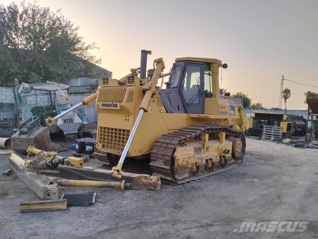 Komatsu D 155 A Pásové dozéry