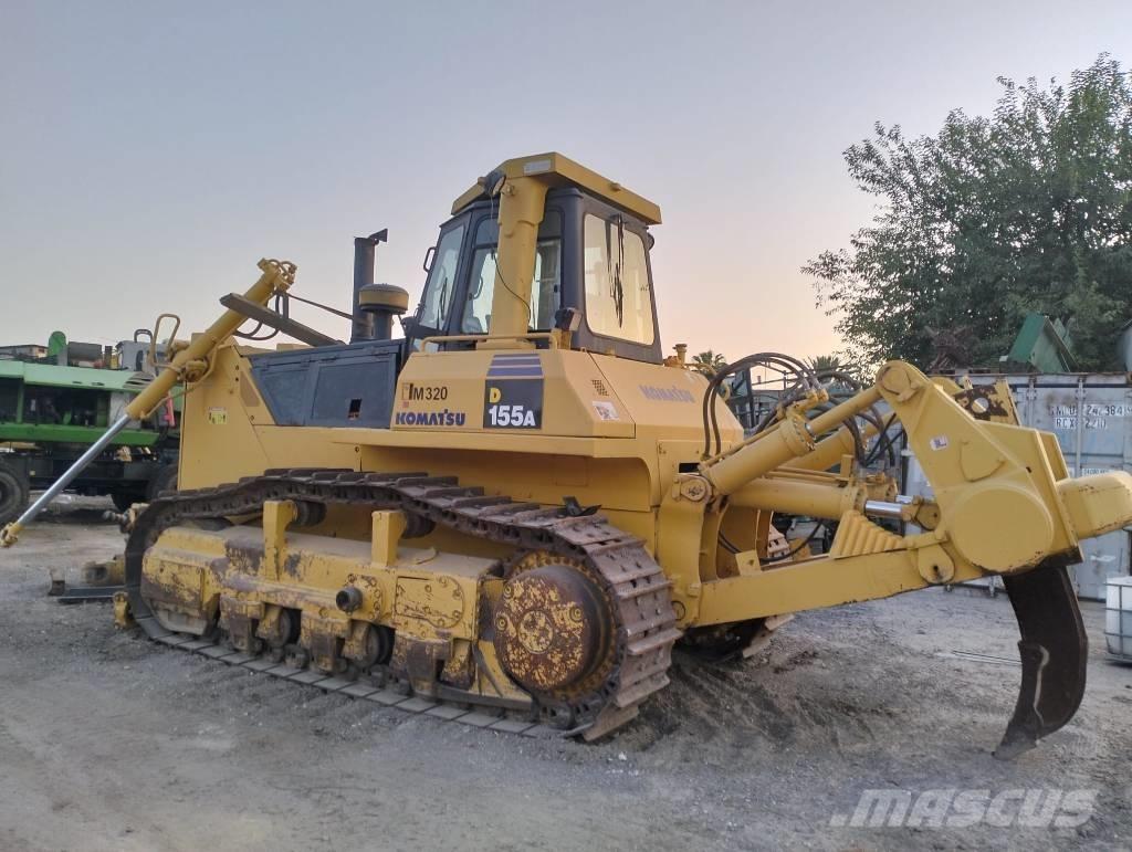 Komatsu D 155 A Pásové dozéry