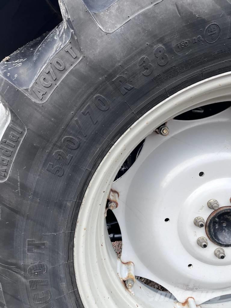 Massey Ferguson 5470 Traktory