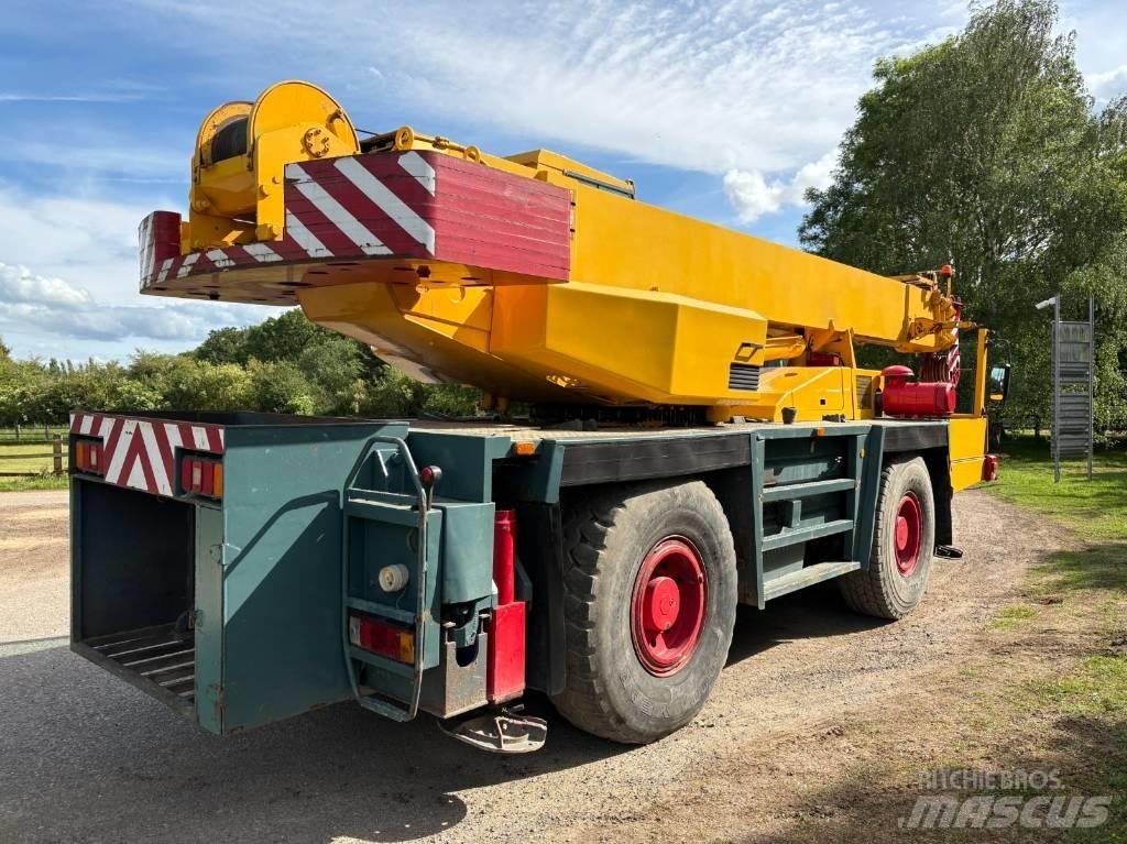 Terex PPM ATT 350 Univerzálne terénne žeriavy