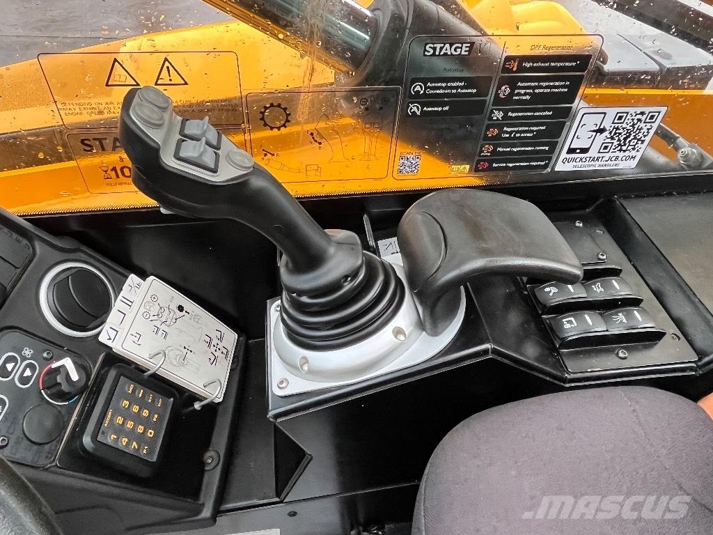 JCB 540-170 Teleskopické manipulátory