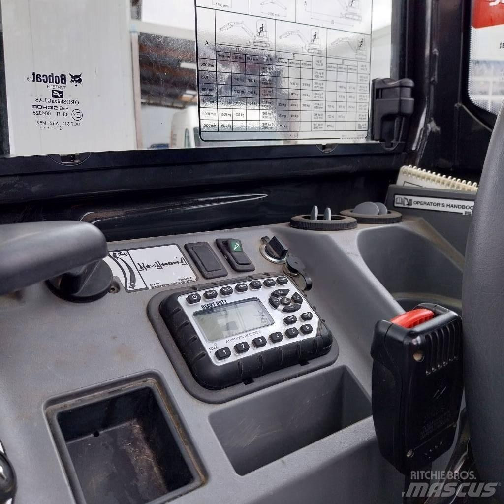 Bobcat E27z Kabine Mini rýpadlá < 7t