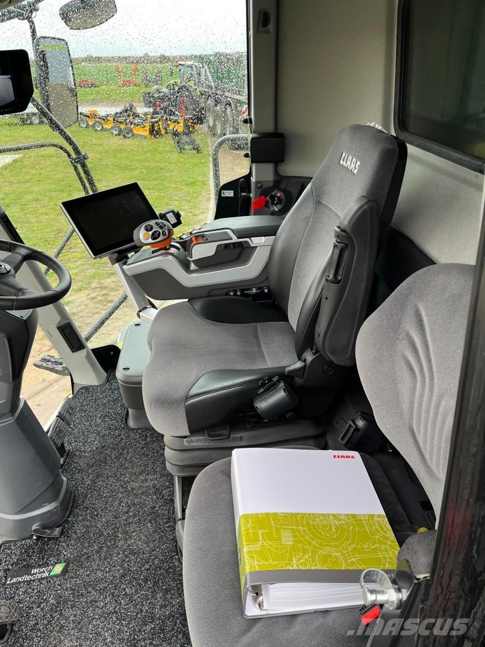 CLAAS Lexion 5300 Kombinované zberacie stroje