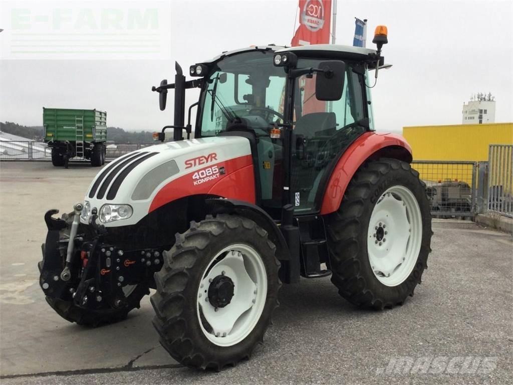 Steyr 4085 Kompakt Traktory