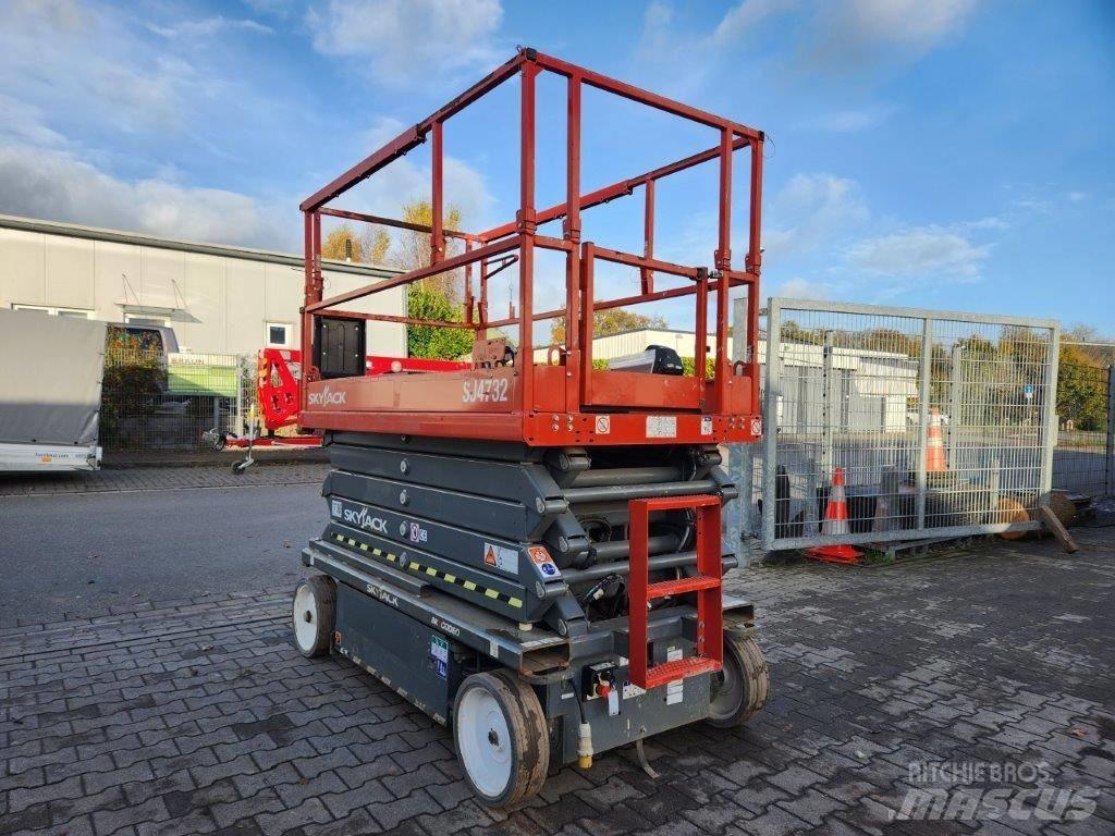 SkyJack SJ 4732 Nožnicové zdvíhacie plošiny