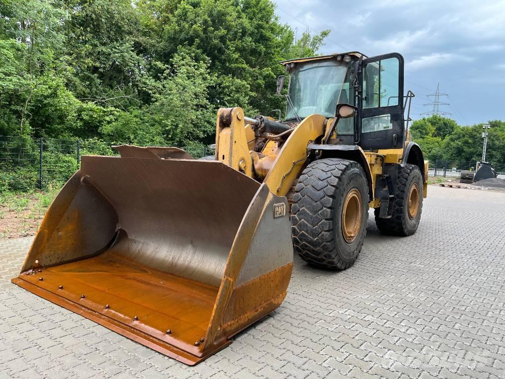 CAT 962 M Kolesové nakladače