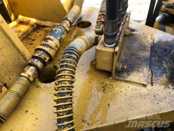 CAT 950BZ Pásové dozéry