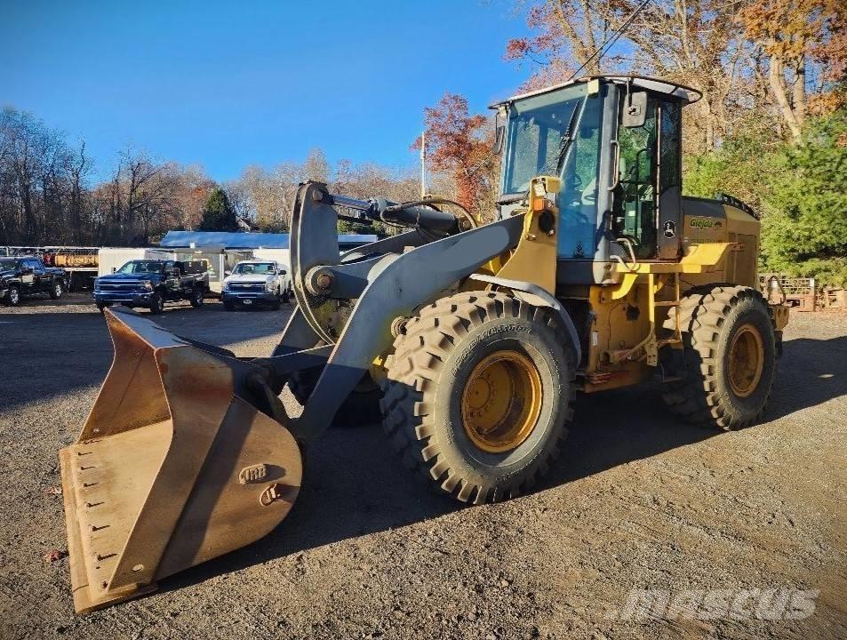 John Deere 624 J Kolesové nakladače