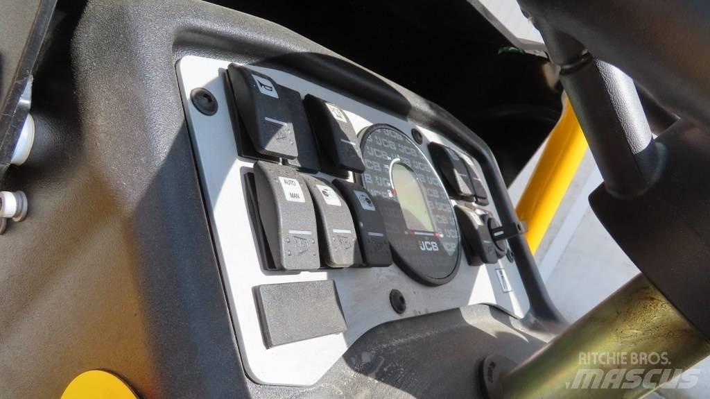 JCB CT 260-120 Tandemové valce