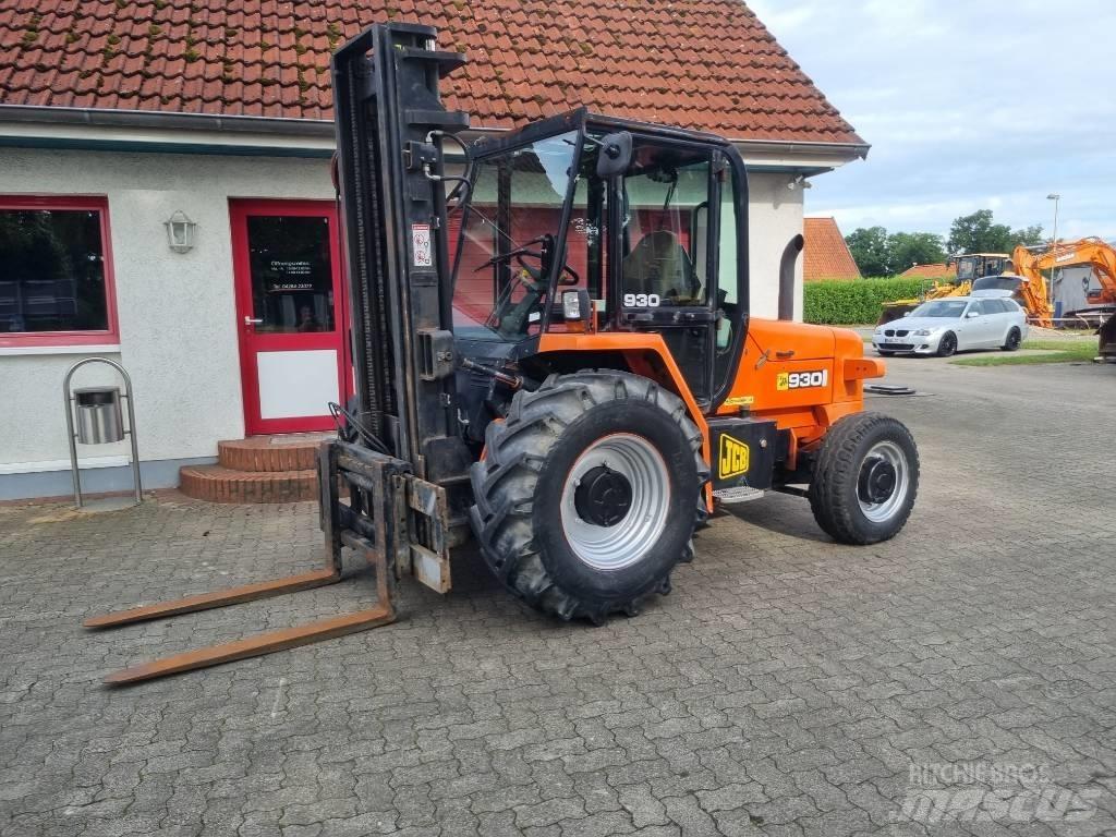 JCB 930-4 Terénne vysokozdvižné vozíky