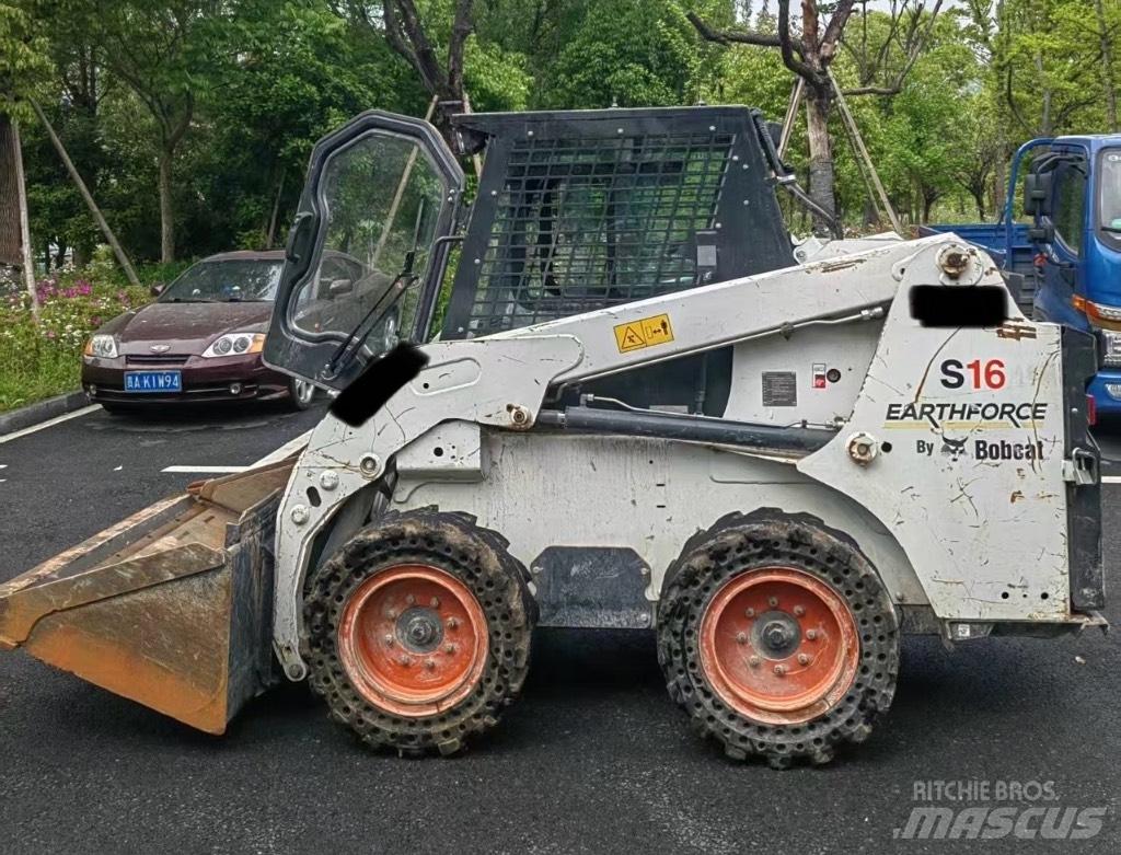 Bobcat S 16 Šmykom riadené nakladače